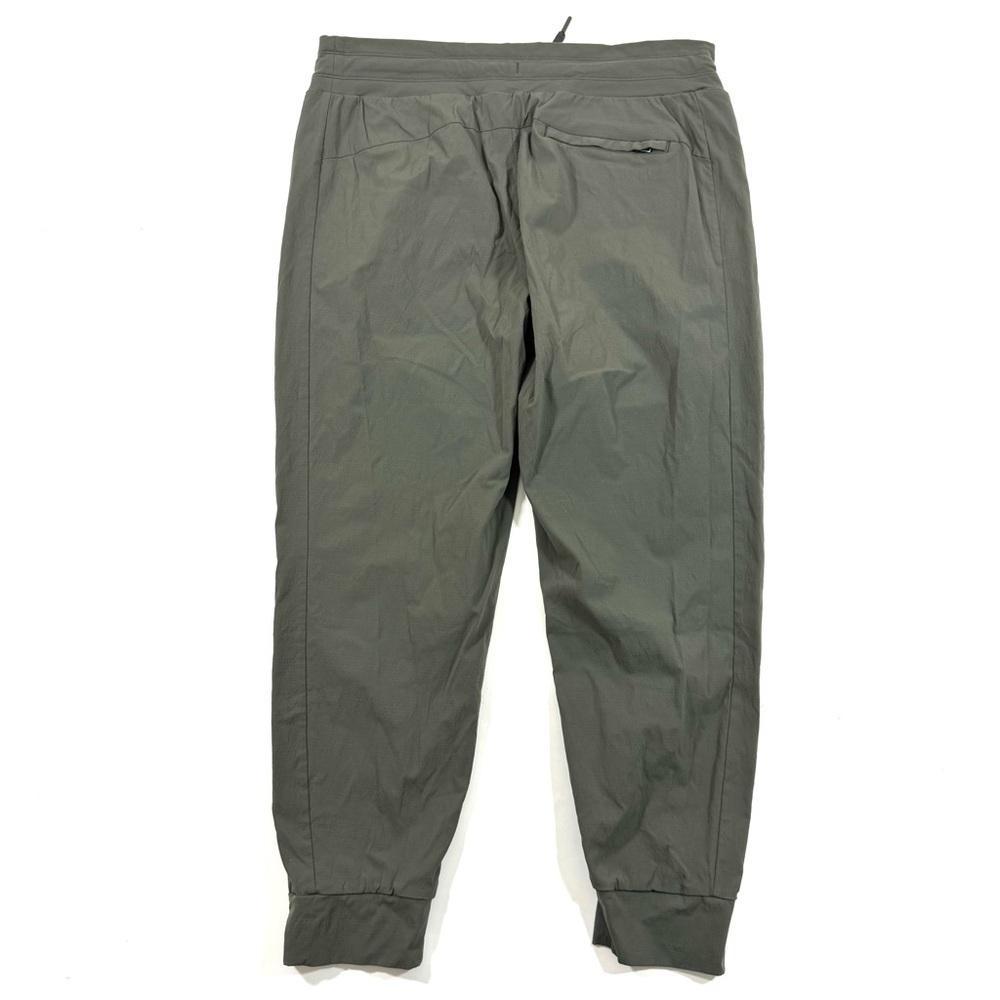 Athleta Trekkie North Jogger Pants Green Size 14 Hiking Outdoors - Picture 4 of 10